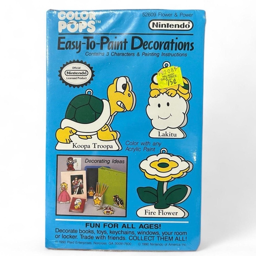 Nintendo Fire Flower Wall Decoration - Blue and Green